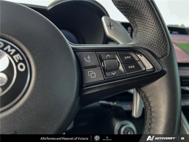 2025 Alfa Romeo Tonale PHEV Tributo (Stk: 912390) in Victoria - Image 15 of 24