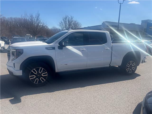 2025 GMC Sierra 1500 AT4 (Stk: 26825A) in Port Hope - Image 4 of 25