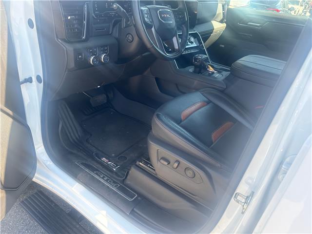 2025 GMC Sierra 1500 AT4 (Stk: 26825A) in Port Hope - Image 8 of 25