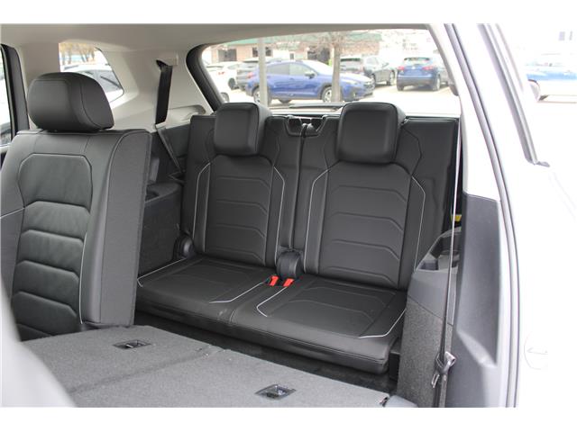 2019 Volkswagen Tiguan Highline (Stk: 06394V) in Cranbrook - Image 12 of 22