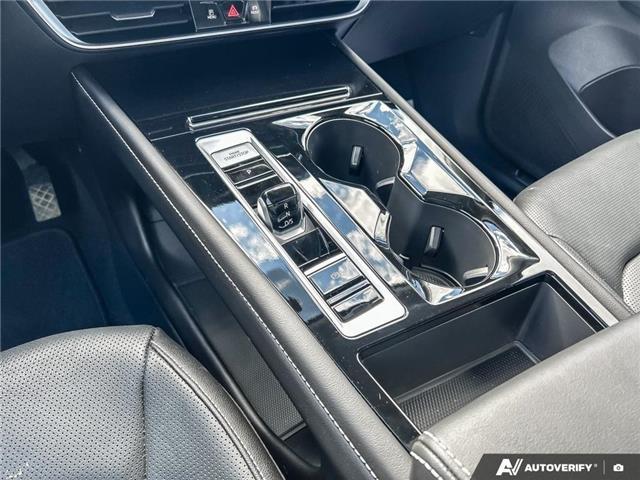 2025 Volkswagen Atlas 2.0 TSI Highline (Stk: KU0490) in Okotoks - Image 17 of 24