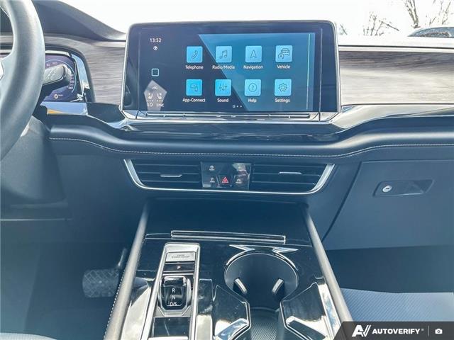 2025 Volkswagen Atlas 2.0 TSI Highline (Stk: KU0490) in Okotoks - Image 18 of 24