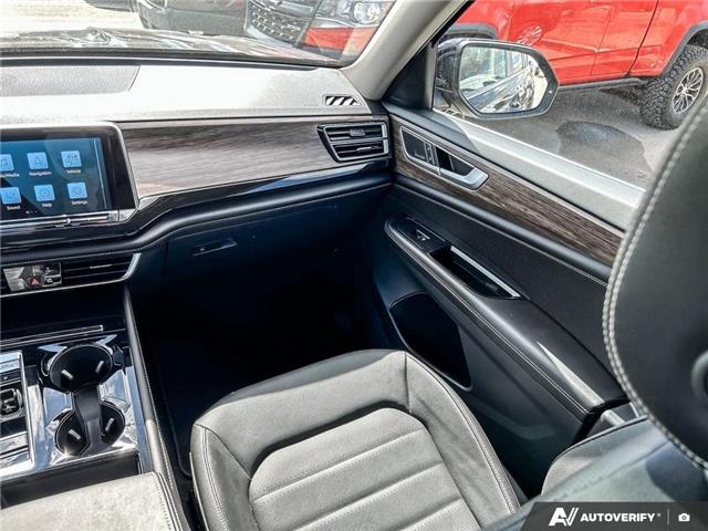 2025 Volkswagen Atlas 2.0 TSI Highline (Stk: KU0490) in Okotoks - Image 24 of 24