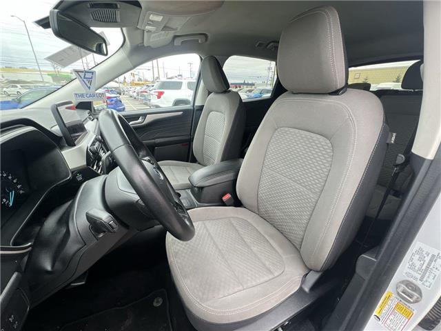2021 Ford Escape SE (Stk: 26104) in Sudbury - Image 2 of 14