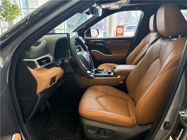 2026 Toyota Highlander Limited (Stk: 11105725) in Markham - Image 3 of 16