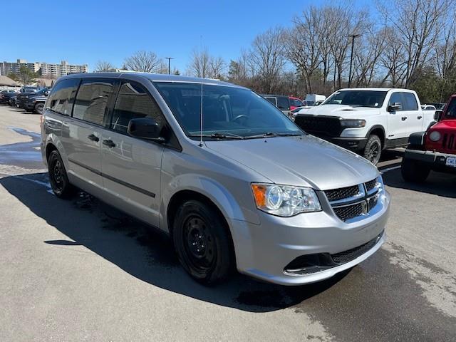 2016 Dodge Grand Caravan SE/SXT (Stk: 165954) in London - Image 3 of 5