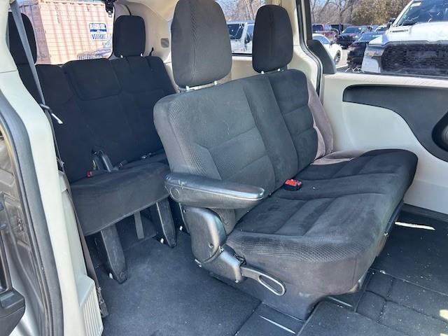 2016 Dodge Grand Caravan SE/SXT (Stk: 165954) in London - Image 4 of 5