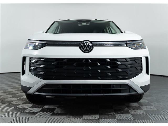 2026 Volkswagen Tiguan Comfortline (Stk: TU0264) in Calgary - Image 2 of 24