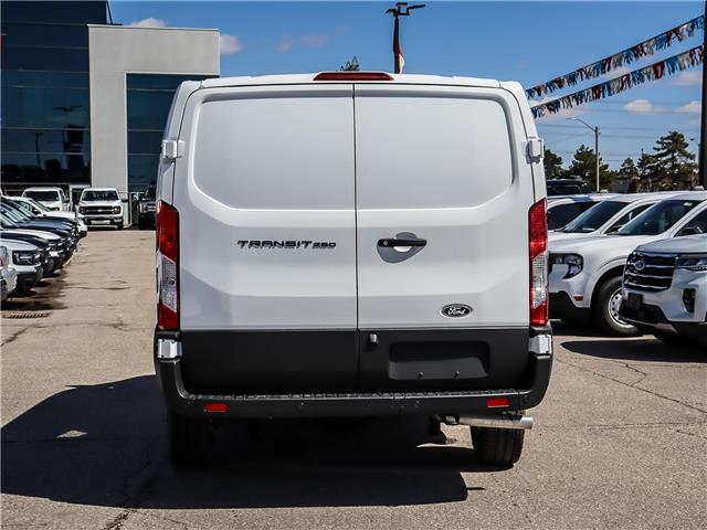2026 Ford Transit-250 Cargo Base (Stk: 26TV711) in Toronto - Image 5 of 22
