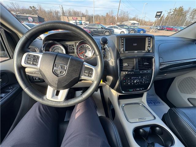 2019 Dodge Grand Caravan Crew (Stk: P7641) in Pembroke - Image 19 of 24