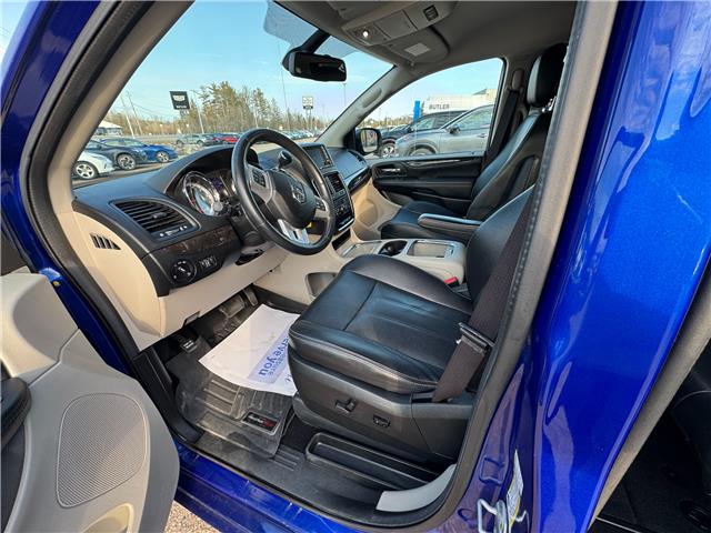 2019 Dodge Grand Caravan Crew (Stk: P7641) in Pembroke - Image 12 of 24
