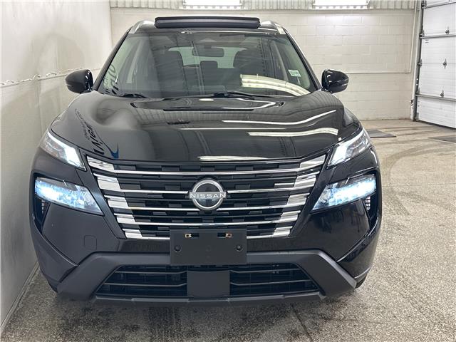 2024 Nissan Rogue SV Moonroof (Stk: 43846J) in Belleville - Image 2 of 31