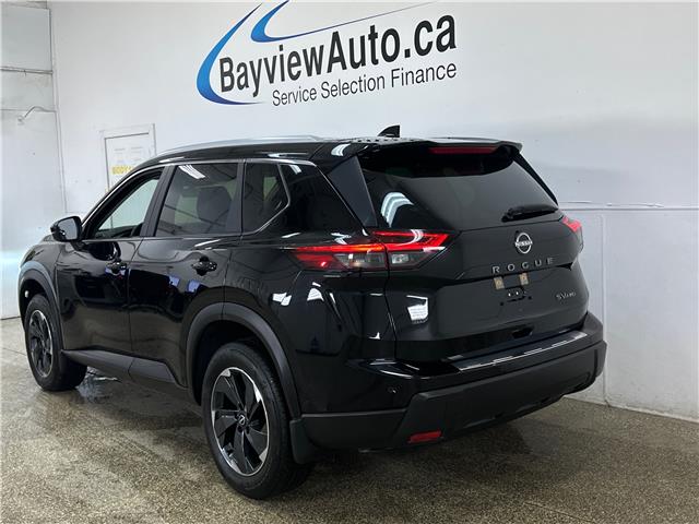 2024 Nissan Rogue SV Moonroof (Stk: 43846J) in Belleville - Image 5 of 31