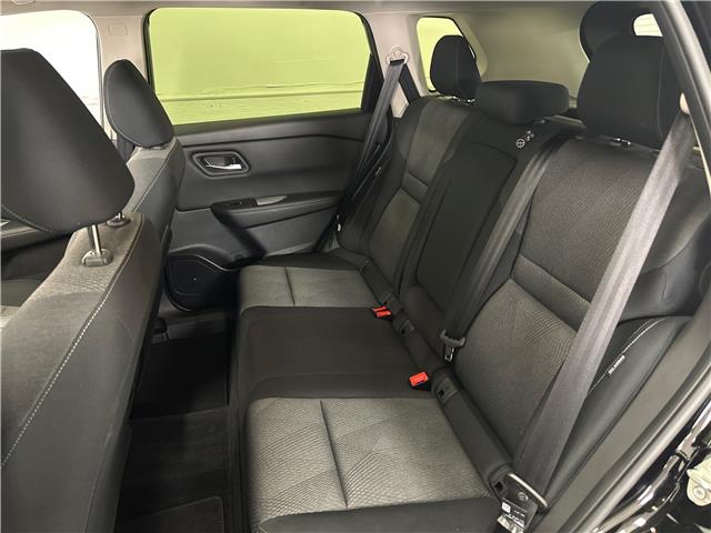 2024 Nissan Rogue SV Moonroof (Stk: 43846J) in Belleville - Image 8 of 31