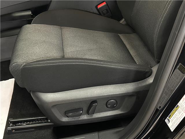 2024 Nissan Rogue SV Moonroof (Stk: 43846J) in Belleville - Image 17 of 31