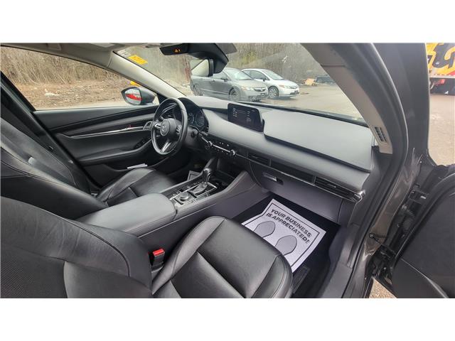 2021 Mazda Mazda3 GT (Stk: 1726X96008A) in London - Image 13 of 27
