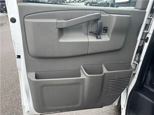 2021 Chevrolet Express 2500 Work Van (Stk: U9135A) in Uxbridge - Image 17 of 27