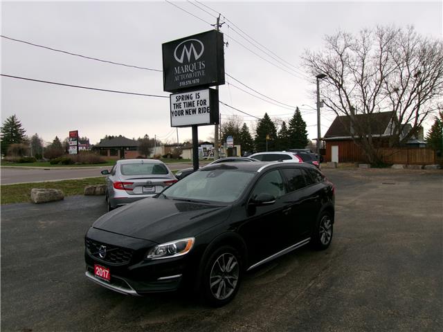 2017 Volvo V60 Cross Country T5 Premier in Kitchener - Image 1 of 26