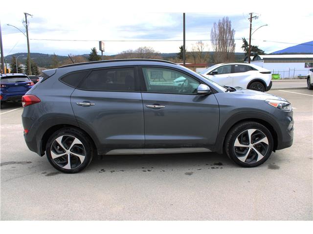 2017 Hyundai Tucson SE (Stk: 27748U) in Cranbrook - Image 2 of 15
