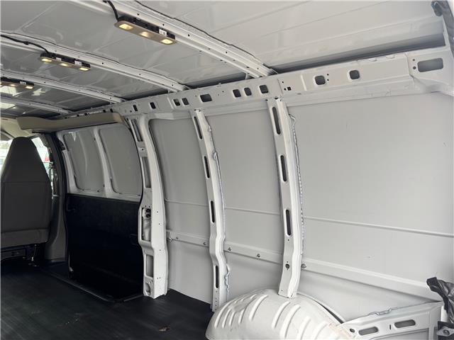 2024 Chevrolet Express 2500 Work Van (Stk: U9126A) in Uxbridge - Image 28 of 30