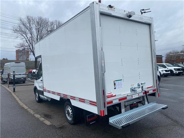 2026 Ford Transit-350 Cutaway Base (Stk: 2603250) in Ottawa - Image 3 of 15