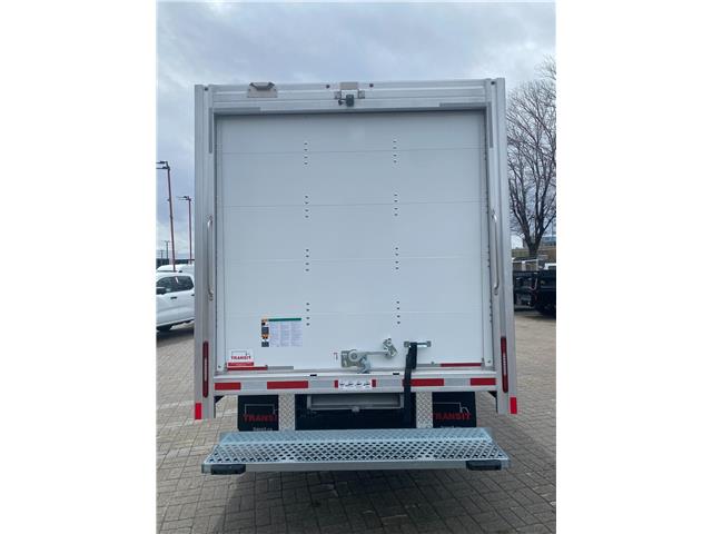 2026 Ford Transit-350 Cutaway Base (Stk: 2600510) in Ottawa - Image 5 of 14