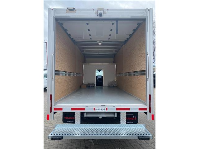 2026 Ford Transit-350 Cutaway Base (Stk: 2600510) in Ottawa - Image 6 of 14