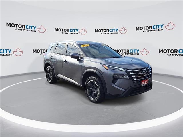2025 Nissan Rogue SV Moonroof (Stk: 47198) in Windsor - Image 2 of 20