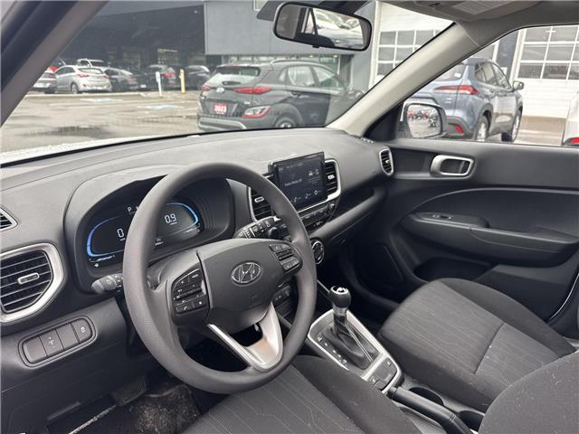 2025 Hyundai Venue ESSENTIAL (Stk: 16105214A) in Markham - Image 11 of 13