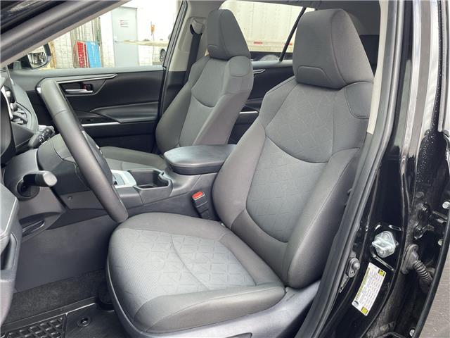 2025 Toyota RAV4 XLE (Stk: 12108217A) in Concord - Image 25 of 44