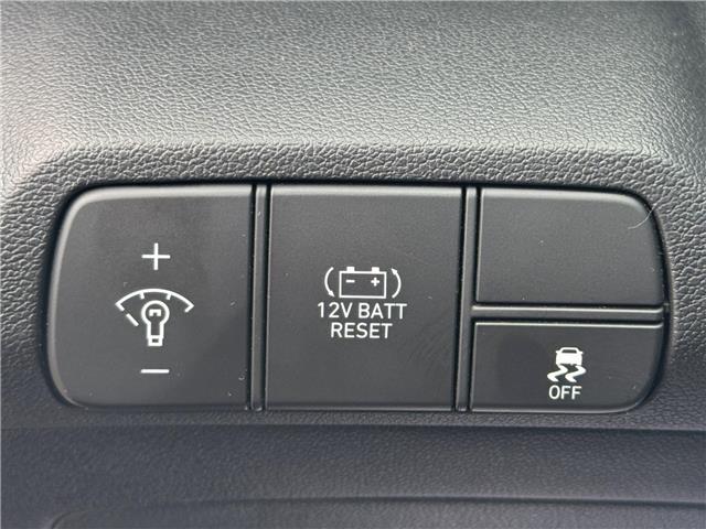 2025 Hyundai Elantra HEV Luxury (Stk: 16U101687) in Markham - Image 13 of 30