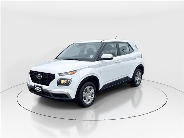2025 Hyundai Venue ESSENTIAL (Stk: 16105214A) in Markham - Image 4 of 13
