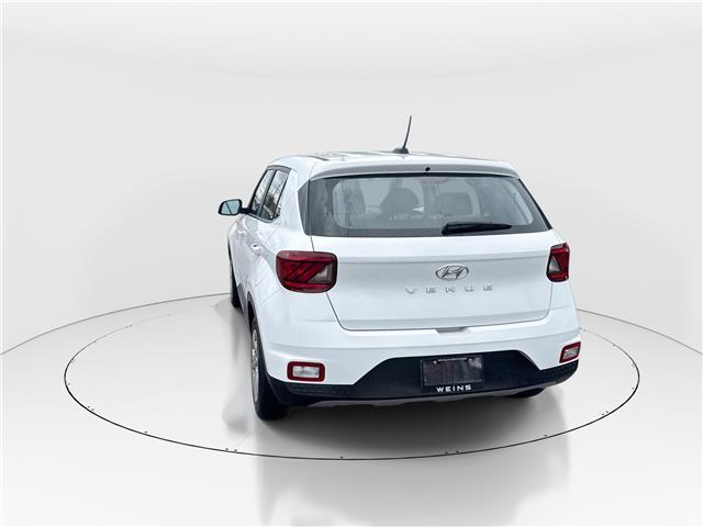 2025 Hyundai Venue ESSENTIAL (Stk: 16105214A) in Markham - Image 6 of 13