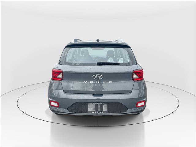 2025 Hyundai Venue Preferred w/Two-Tone (Stk: 16U101692) in Markham - Image 7 of 13