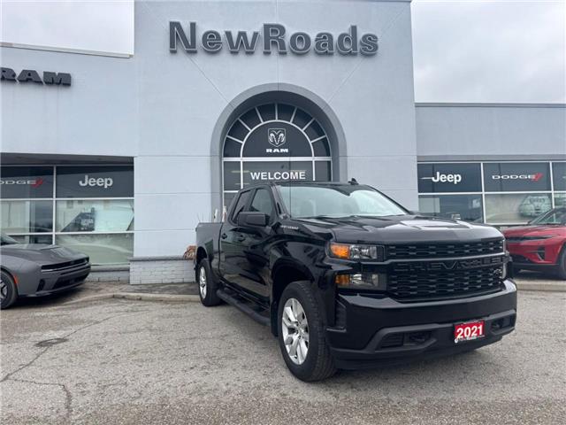 2021 Chevrolet Silverado 1500 Custom (Stk: 28403P) in Newmarket - Image 1 of 12