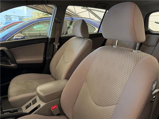 2008 Toyota RAV4 Base V6 (Stk: 260598A) in Calgary - Image 6 of 16