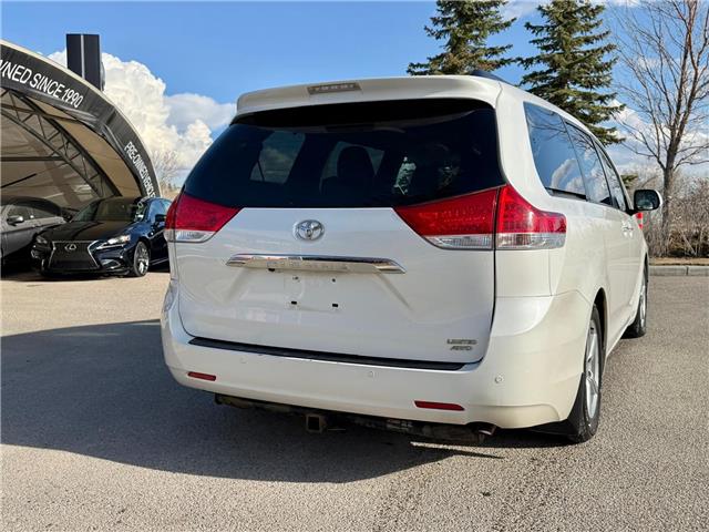 2011 Toyota Sienna Limited 7 Passenger (Stk: 260641A) in Calgary - Image 3 of 17