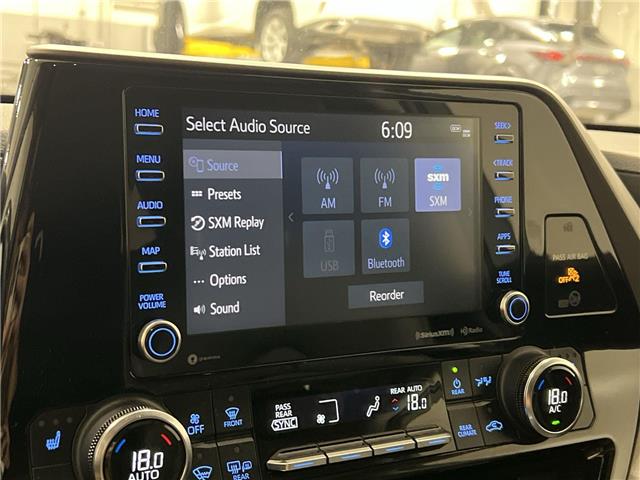 2022 Toyota Highlander  (Stk: 14112296A) in Markham - Image 16 of 31