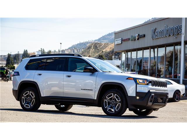 2026 Jeep Cherokee Laredo/Limited (Stk: TT109) in Kamloops - Image 1 of 19