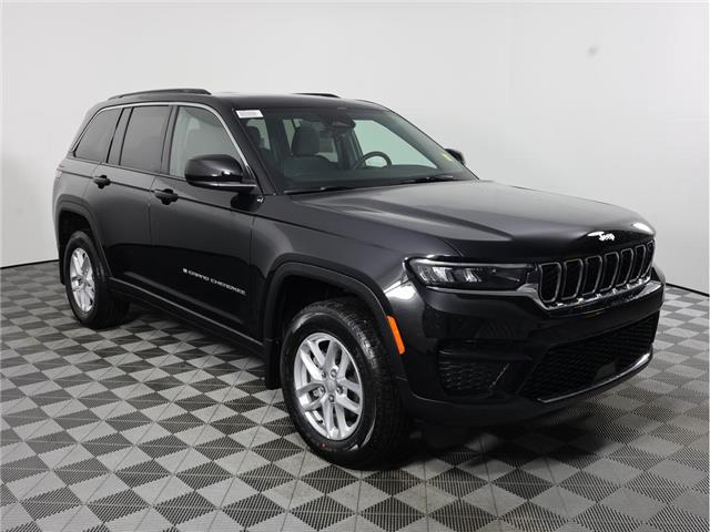 2026 Jeep Grand Cherokee Base (Stk: 26J098) in Calgary - Image 3 of 19