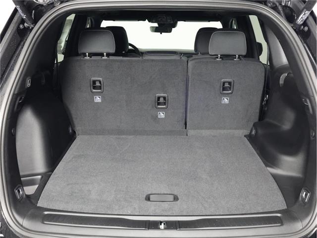 2026 Jeep Grand Cherokee Base (Stk: 26J098) in Calgary - Image 8 of 19