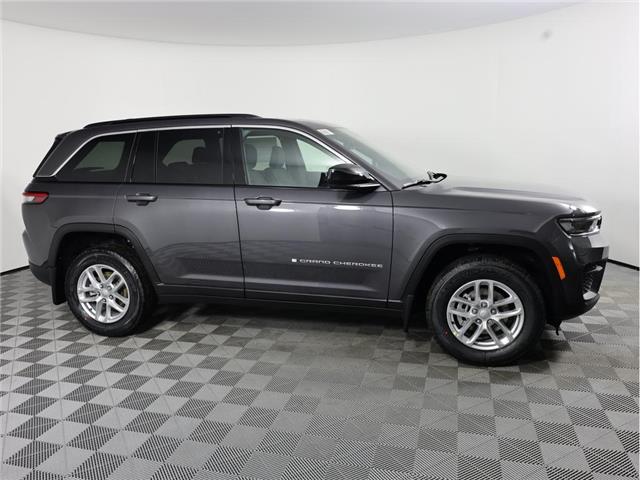 2026 Jeep Grand Cherokee Base (Stk: 26J102) in Calgary - Image 5 of 18