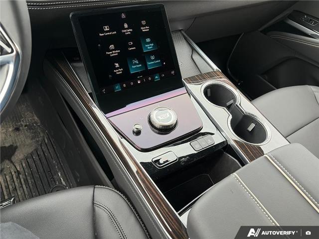 2026 Cadillac Escalade Base (Stk: 2-13362) in Oshawa - Image 17 of 21