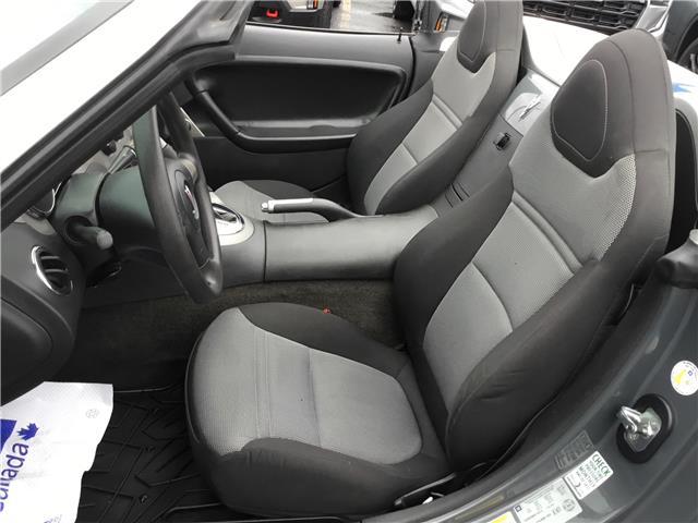 2008 Pontiac Solstice Base (Stk: B3390) in Cornwall - Image 6 of 30