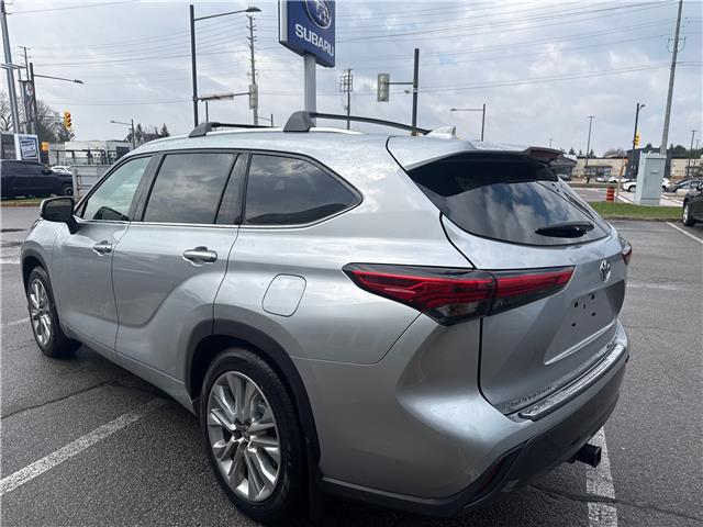 2021 Toyota Highlander Limited (Stk: S26054A) in Newmarket - Image 7 of 27