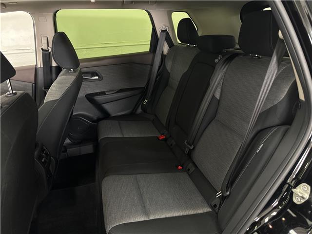 2023 Nissan Rogue SV Moonroof (Stk: 43830J) in Belleville - Image 7 of 26