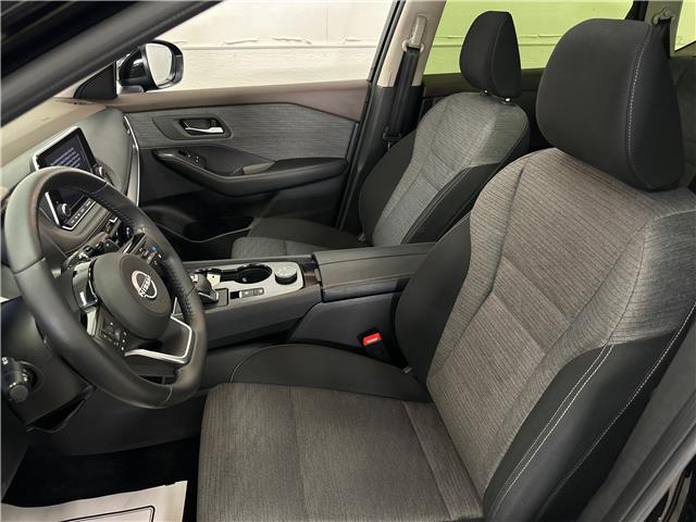 2023 Nissan Rogue SV Moonroof (Stk: 43830J) in Belleville - Image 12 of 26