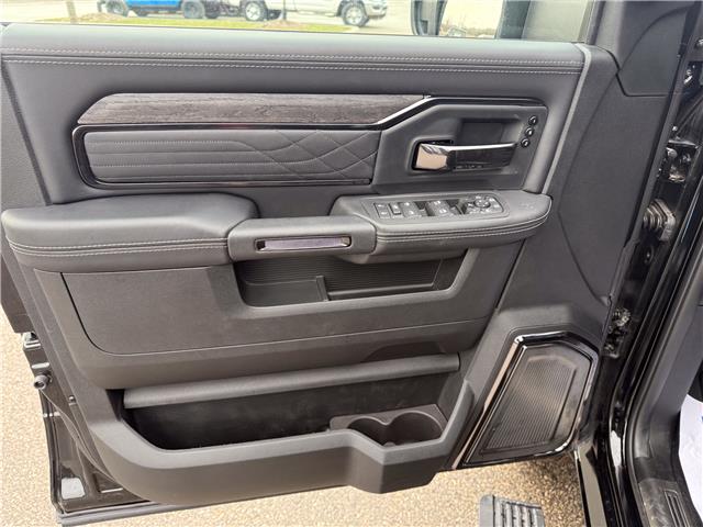 2026 RAM 3500 Limited (Stk: 26238) in London - Image 24 of 29