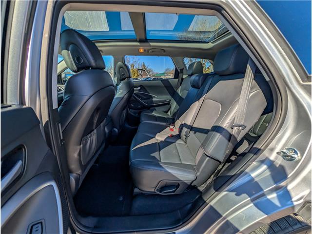 2017 Hyundai Santa Fe XL Limited (Stk: WN26404A) in Welland - Image 31 of 33 2017 Hyundai Santa Fe XL Limited (Stk: WN26404A) in Welland - Image 31 of 33