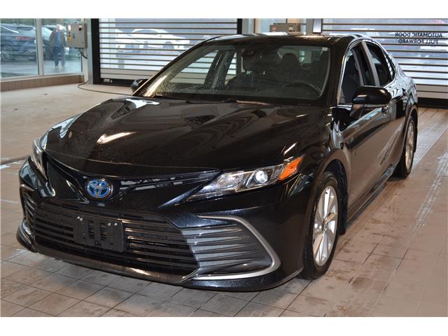 2022 Toyota Camry Hybrid LE (Stk: 26739A) in Kingston - Image 1 of 10